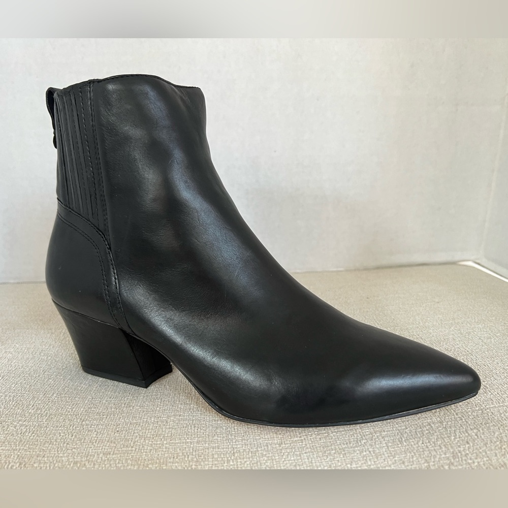 Franco Sarto Luca Black Leather Ankle Bootie 8 1/2 New in Box